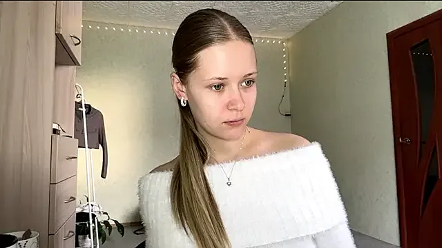 ZaidaSchwarten from StripChat