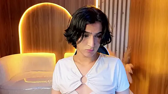 zoe_tp from StripChat